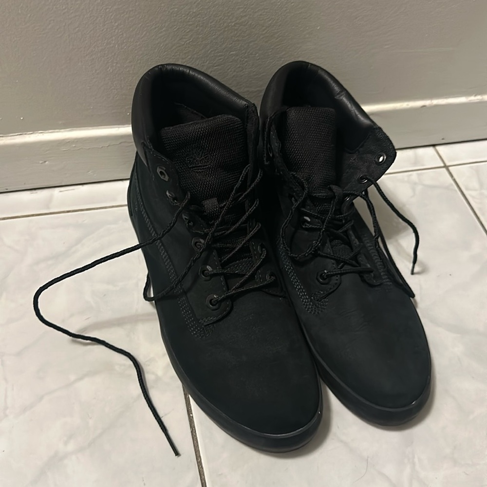 🖤Cuteee timberland soft bottom boots🖤